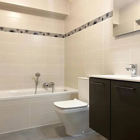 Apartment Seaflower 304 Located Directly On The
